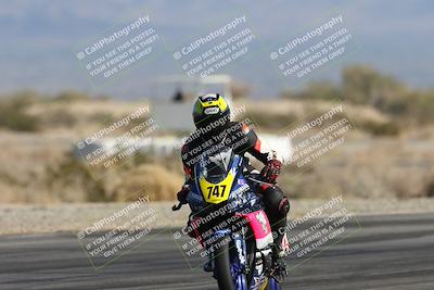 media/Dec-07-2025-CVMA (Sun) [[3e7d2de5dc]]/Race 5-Formula UL-CVMA Hooligans-American Thunder/